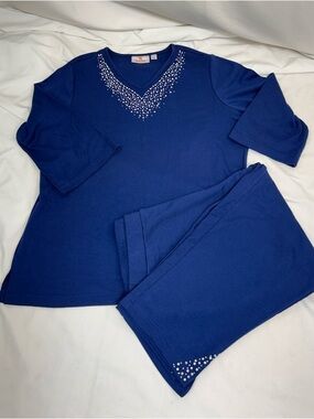 Quacker Factory Royal Blue Two-Piece Top and Pants with Rhinestone Matching Set